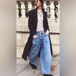 NWT FP Margo pull on barrel jeans size medium